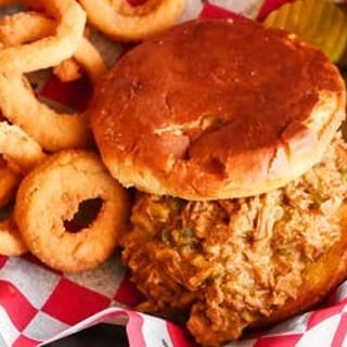 Carolina Style Pulled Pork Sandwich